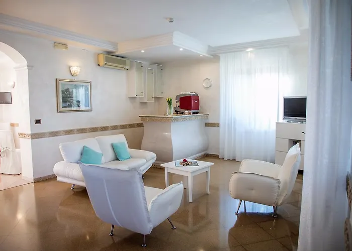 Hotel Palmed Gizzeria