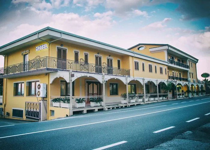 Palmed Hotel Gizzeria